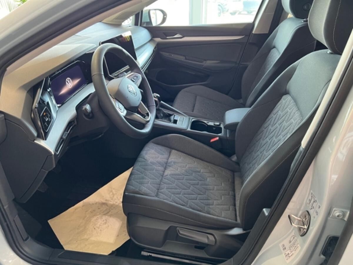 Volkswagen Golf Life *SOFORT*LED*APP*SHZ