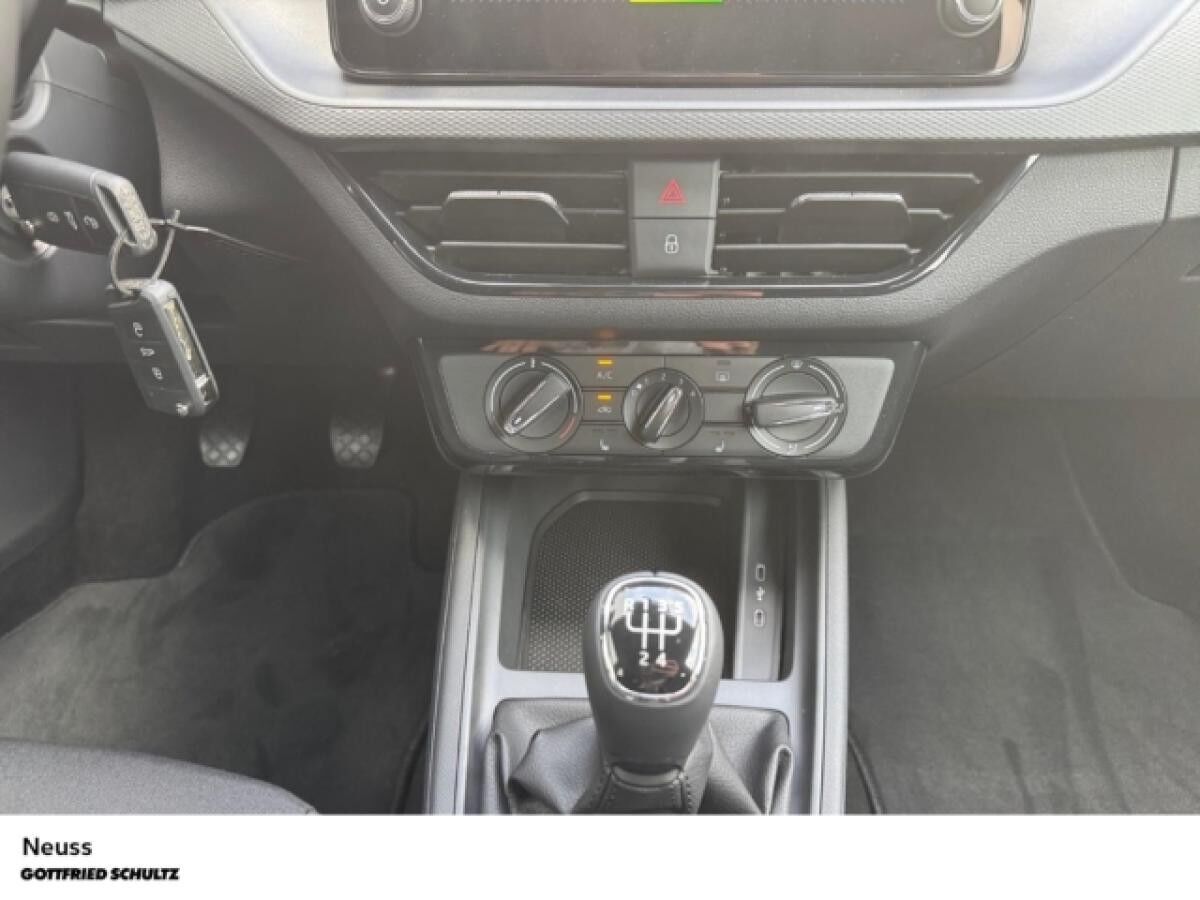 Skoda Scala ESSENCE 1.0 TSI 95 PS 5-Gang (Neuss)