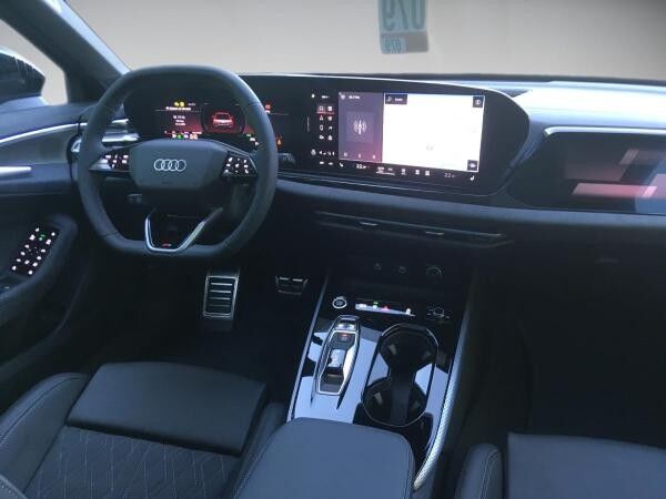 Audi A5 Avant e-hybrid 270 kW quattro