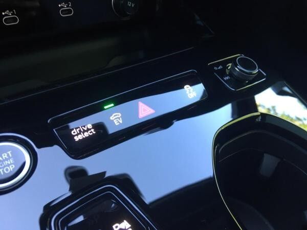 Audi A5 Avant e-hybrid 270 kW quattro