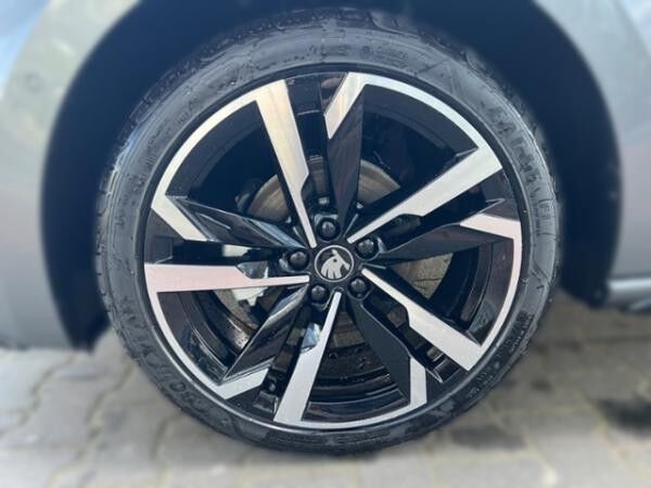 Skoda Scala Monte Carlo 1.5 TSI DSG*RFK*NAVI*SHZ*GLASD