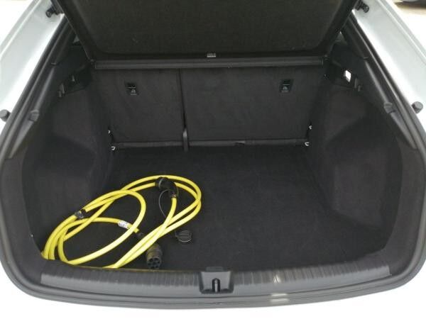 Audi Q4 e-tron Q4 Sportback e-tron 50 qu S-line Matrix Blackline
