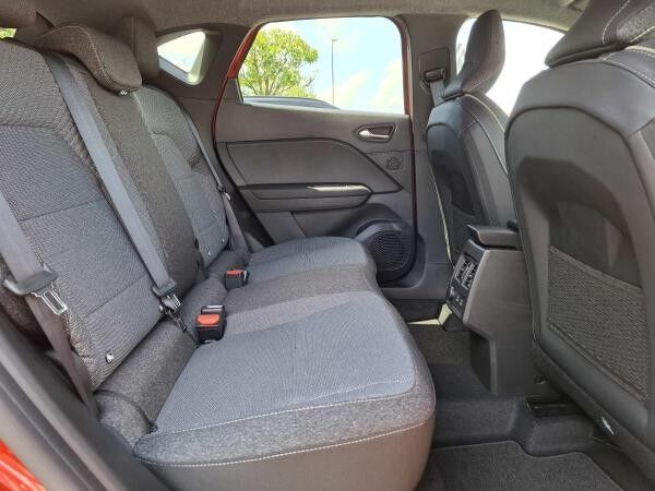 Renault Captur Techno Mild Hybrid 140