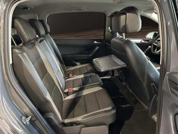Volkswagen Touran GOAL 2,0l TDI*ACC*NAV*LED*CAM*AHK*7Sitze