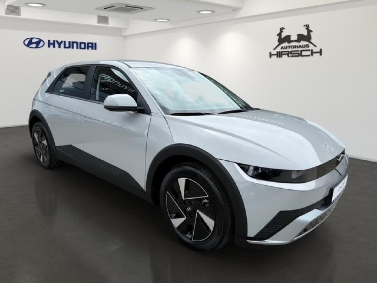 Hyundai IONIQ 5 Hyundai IONIQ 5