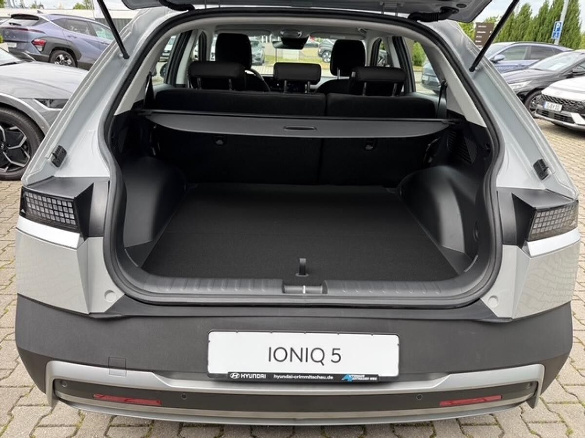 Hyundai IONIQ 5 Hyundai IONIQ 5