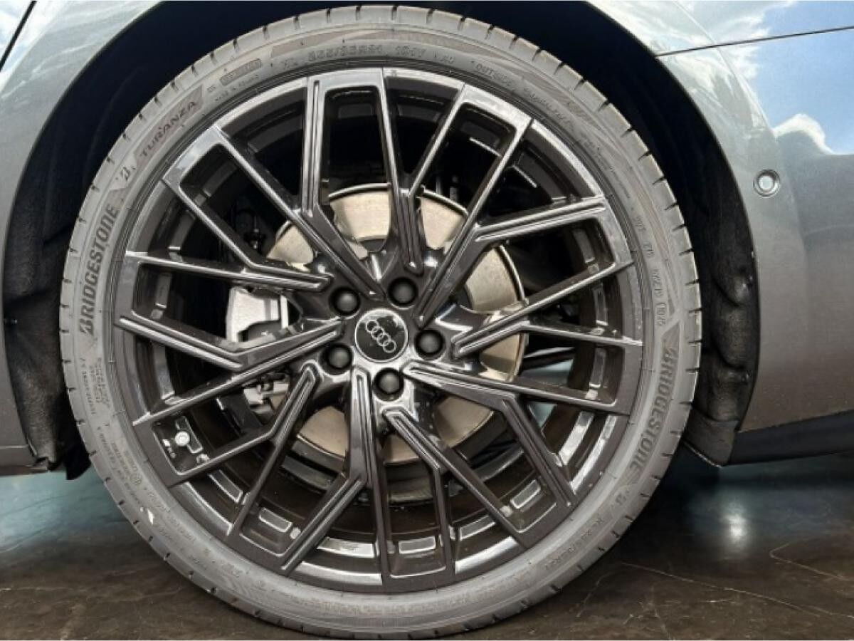 Audi A6 Avant TDI quattro S tronic + S line + TECH PRO + PANO + HUD + LED + LUFT