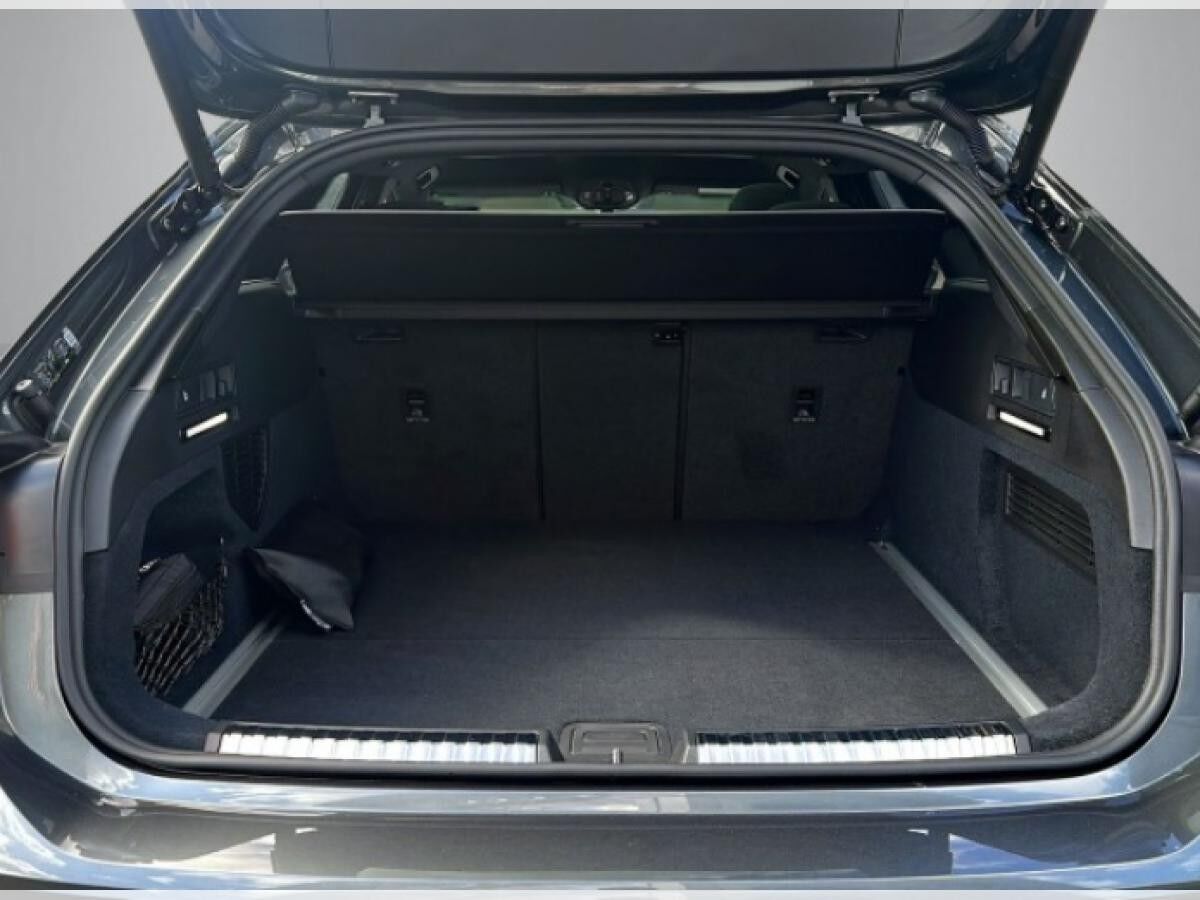 Audi A6 Avant TDI quattro S tronic + S line + TECH PRO + PANO + HUD + LED + LUFT