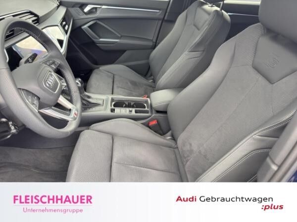 Audi Q3 40 TFSI quattro S line Pano StHz AHK CarPlay