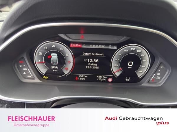 Audi Q3 40 TFSI quattro S line Pano StHz AHK CarPlay