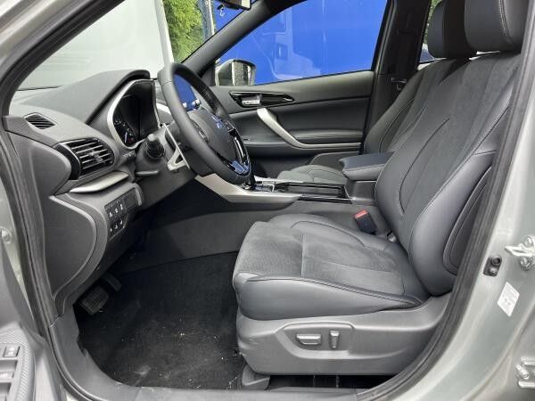 Mitsubishi Eclipse Cross PHEV Select 2.4 4WD