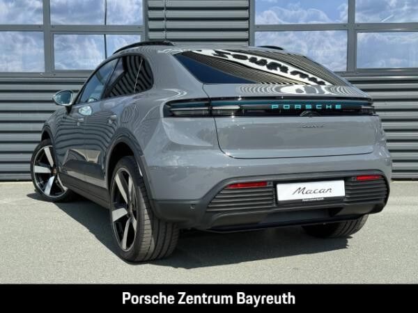 Porsche Macan 4 *AHV*MATRIX*INNO*HEADUP*BOSE*LUFTFEDER*
