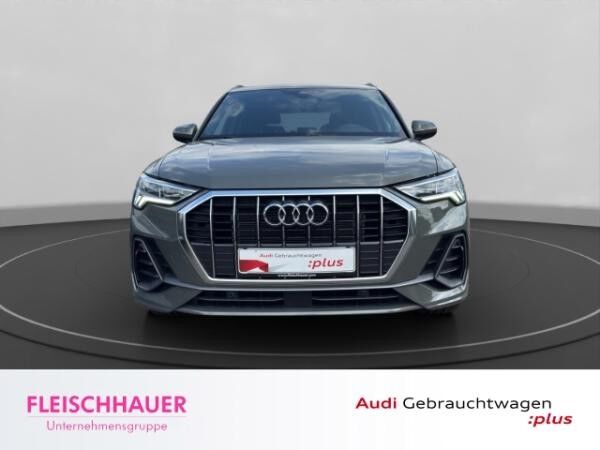 Audi Q3 S line 35 TFSI LED+AHK+NAVI+PDC V&H+CARPLAY+SZH+