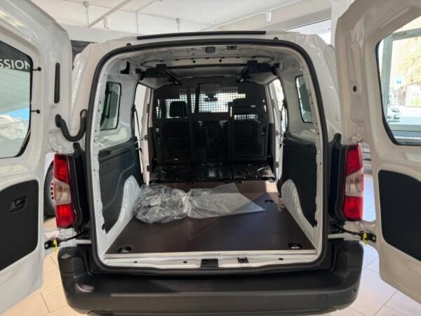 Opel Combo Cargo Doppelkabine - Automatik