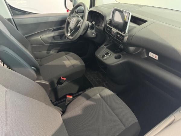 Opel Combo Cargo Doppelkabine - Automatik
