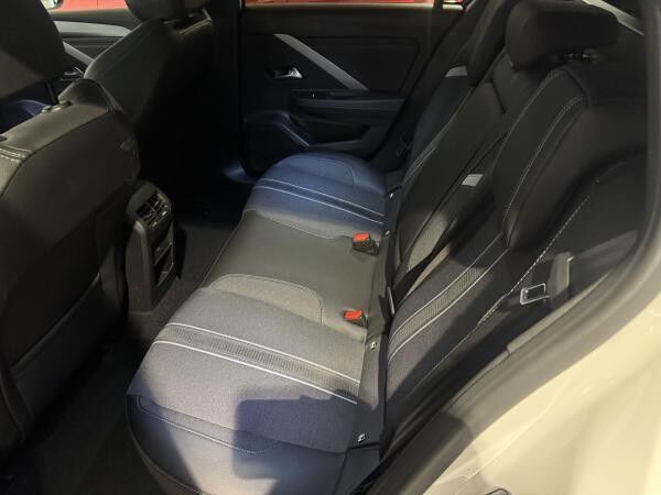Opel Astra L Sports Tourer 1.2 Turbo GS Line ACC+LED