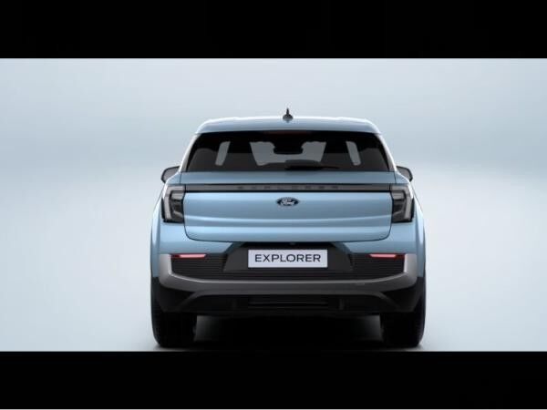 Ford Explorer 77kWh mit Extended Range 210 kW (286 PS)