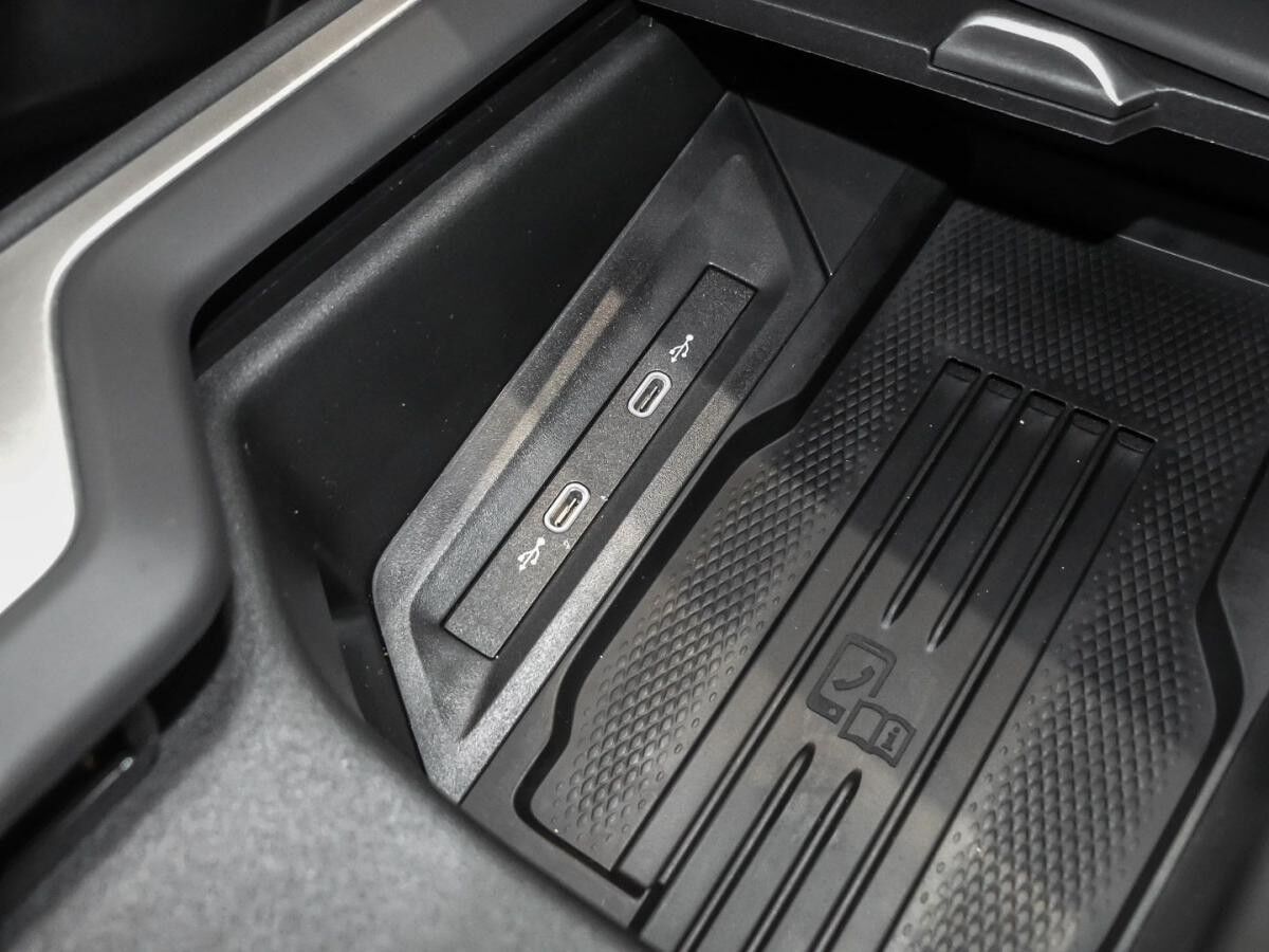 Volkswagen Passat Variant 2.0 TDI Business DSG AHK