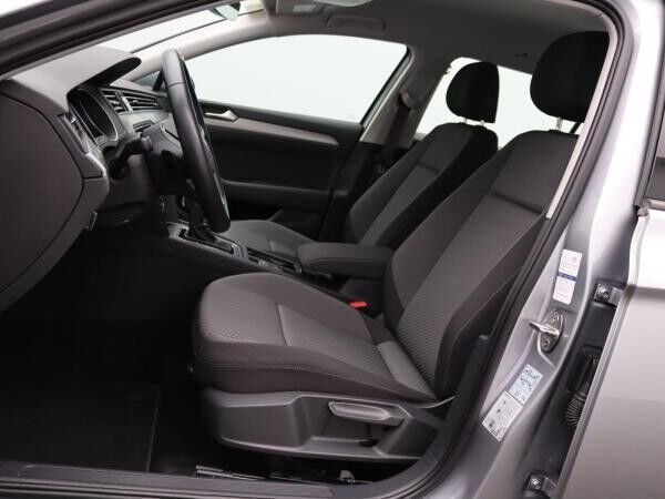 Volkswagen Passat Variant 1.5 TSI DSG / LED, RFK, SHZ