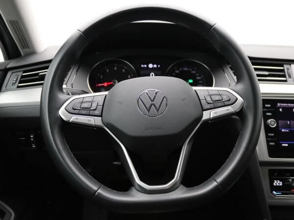 Volkswagen Passat Variant 1.5 TSI DSG / LED, RFK, SHZ