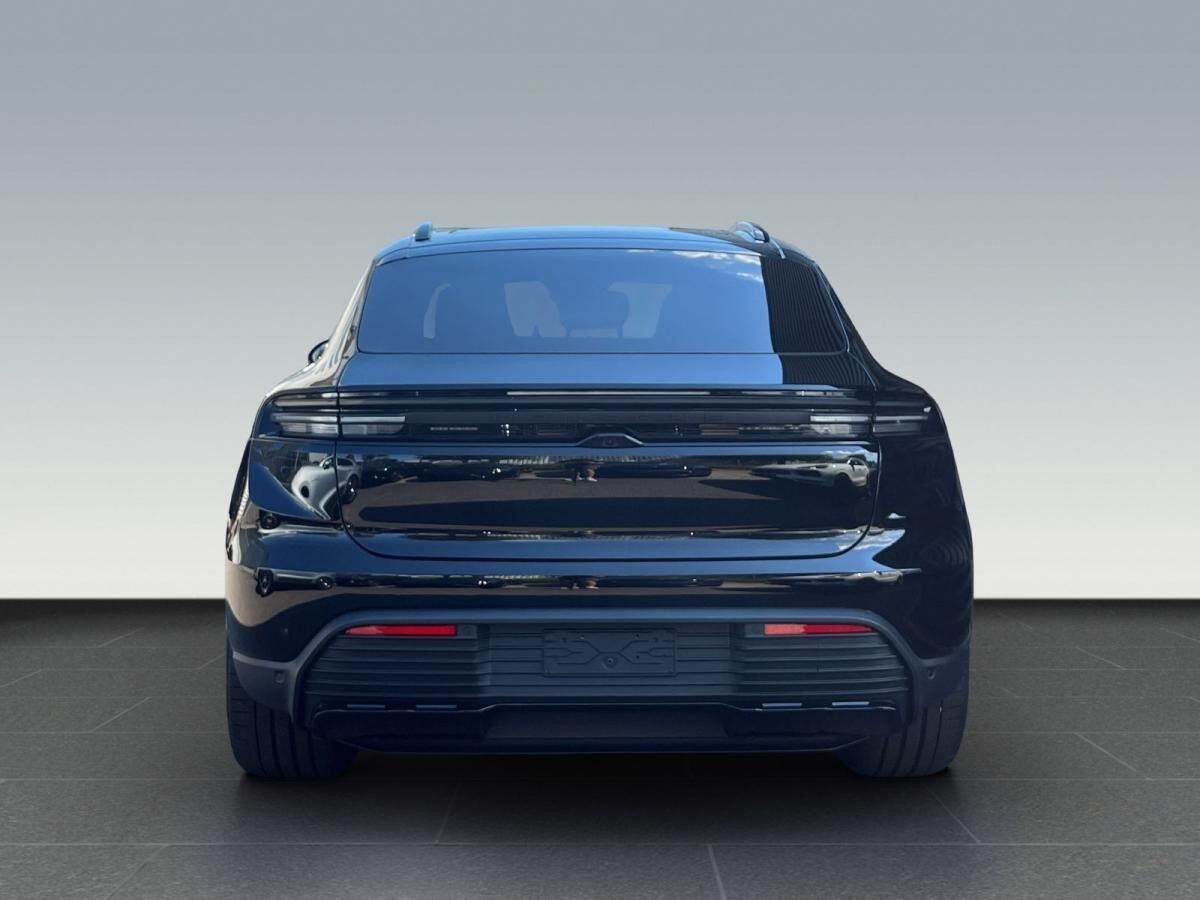 Porsche Macan 4 22?, Luftf. Pano, Offroadpak.