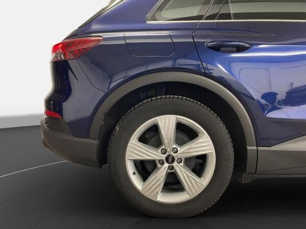 Audi Q4 e-tron 45 AHK LED LM 19" Navi PDC Tempomat