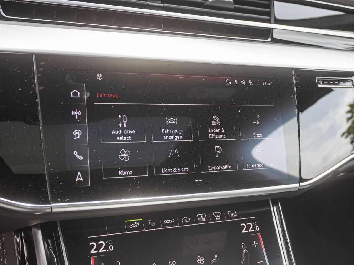 Audi A8 60 TFSI e S-Line qu. 462PS B&O HuD Panorama