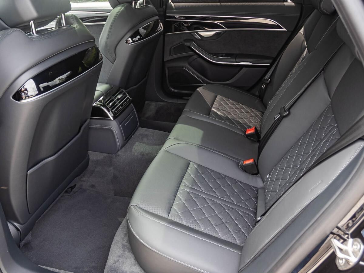 Audi A8 60 TFSI e S-Line qu. 462PS B&O HuD Panorama