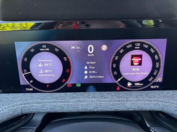 Skoda Superb Combi 2.0 TSI DSG 4x4 Selection +AHK+BHZFS+NAVI+RFK+