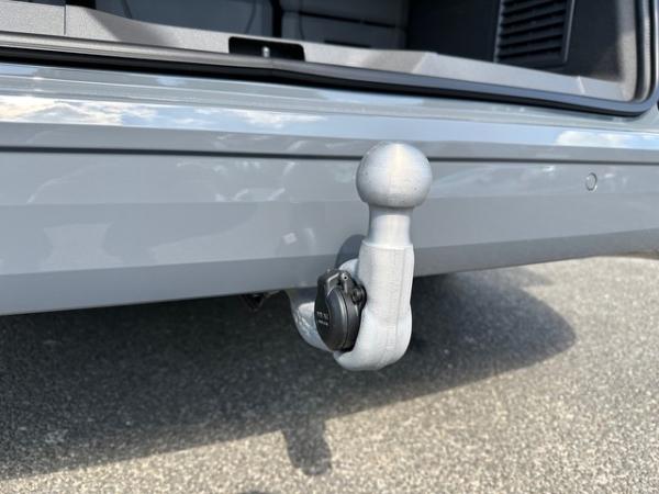 Volkswagen T7 Multivan 2.0TSI DSG Goal lang +AZV+LR+GJR+