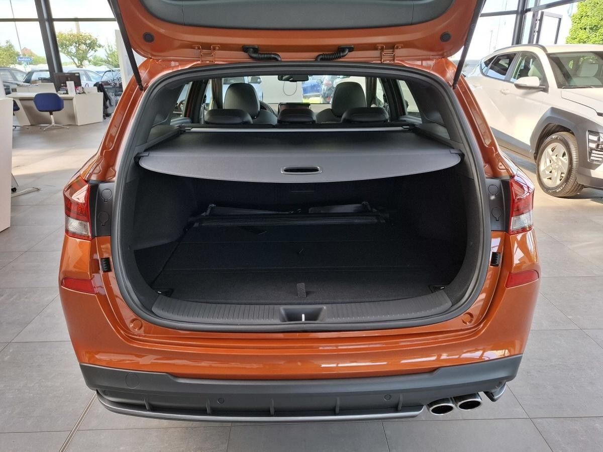 Hyundai i30 Kombi 1.5 T-GDI 48V 7-DCT N Line + Sitz-Paket + Panoramadach