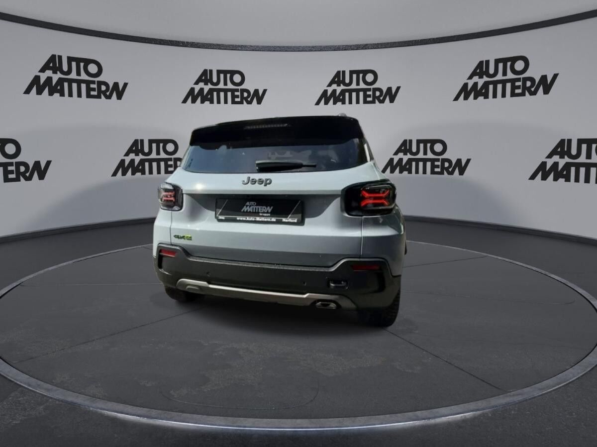 Jeep Avenger Upland 1,2l T3 4xe eAWD