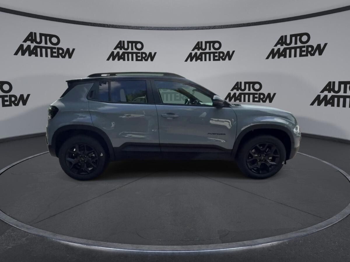 Jeep Avenger Upland 1,2l T3 4xe eAWD