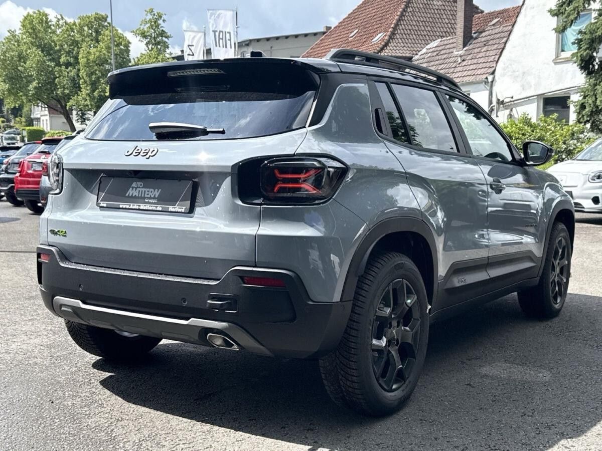 Jeep Avenger Upland 1,2l T3 4xe eAWD