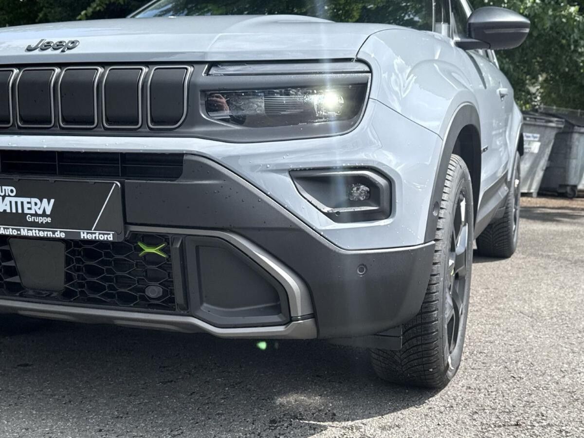 Jeep Avenger Upland 1,2l T3 4xe eAWD