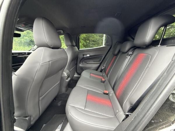 Alfa Romeo Junior 1.2 VGT Mild-Hybrid Speciale +Tech Paket