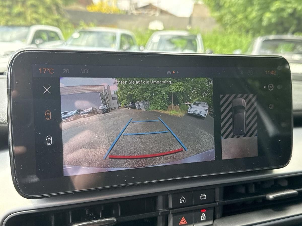 Jeep Avenger Upland 1,2l T3 4xe eAWD