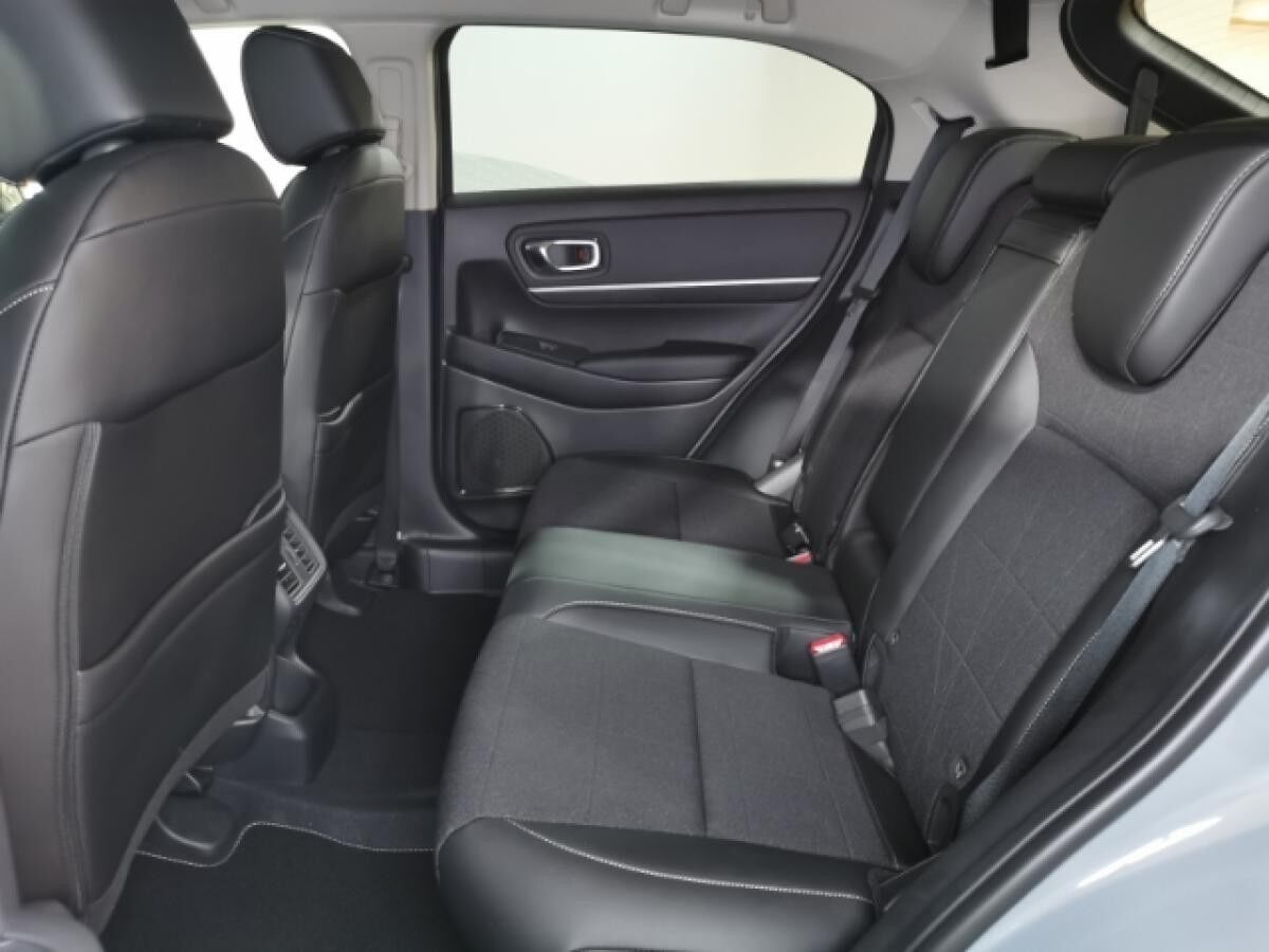 Honda HR-V Hybrid Advance Plus Automatik +elektr.-Heckklappe+Toter-Winkel-W.