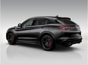 Alfa Romeo Stelvio Quadrifoglio Q4 2.9 V6 AKRAPO Navi Rückfahrkam.