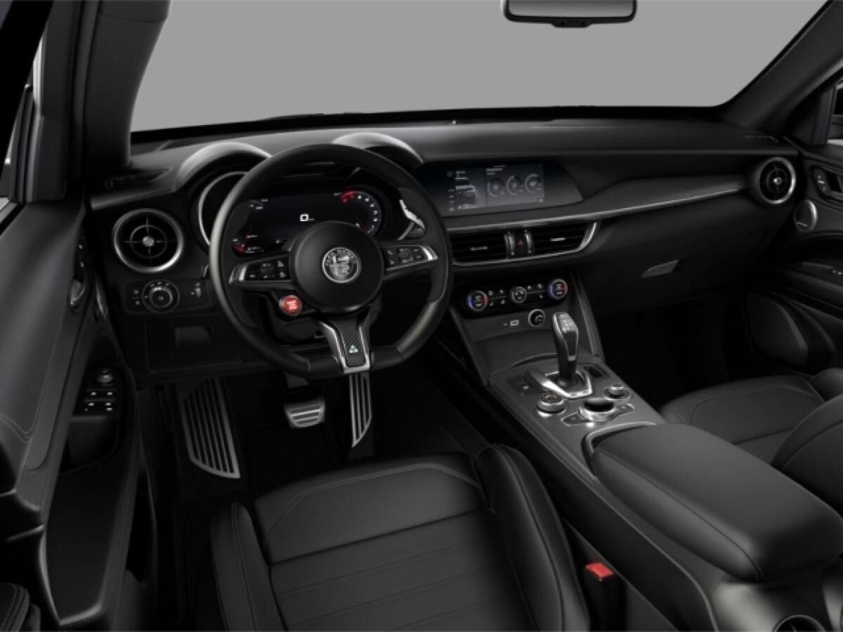 Alfa Romeo Stelvio Quadrifoglio Q4 2.9 V6 AKRAPO* Navi Rückfahrkam. **NUR FÜR GEWERBE**