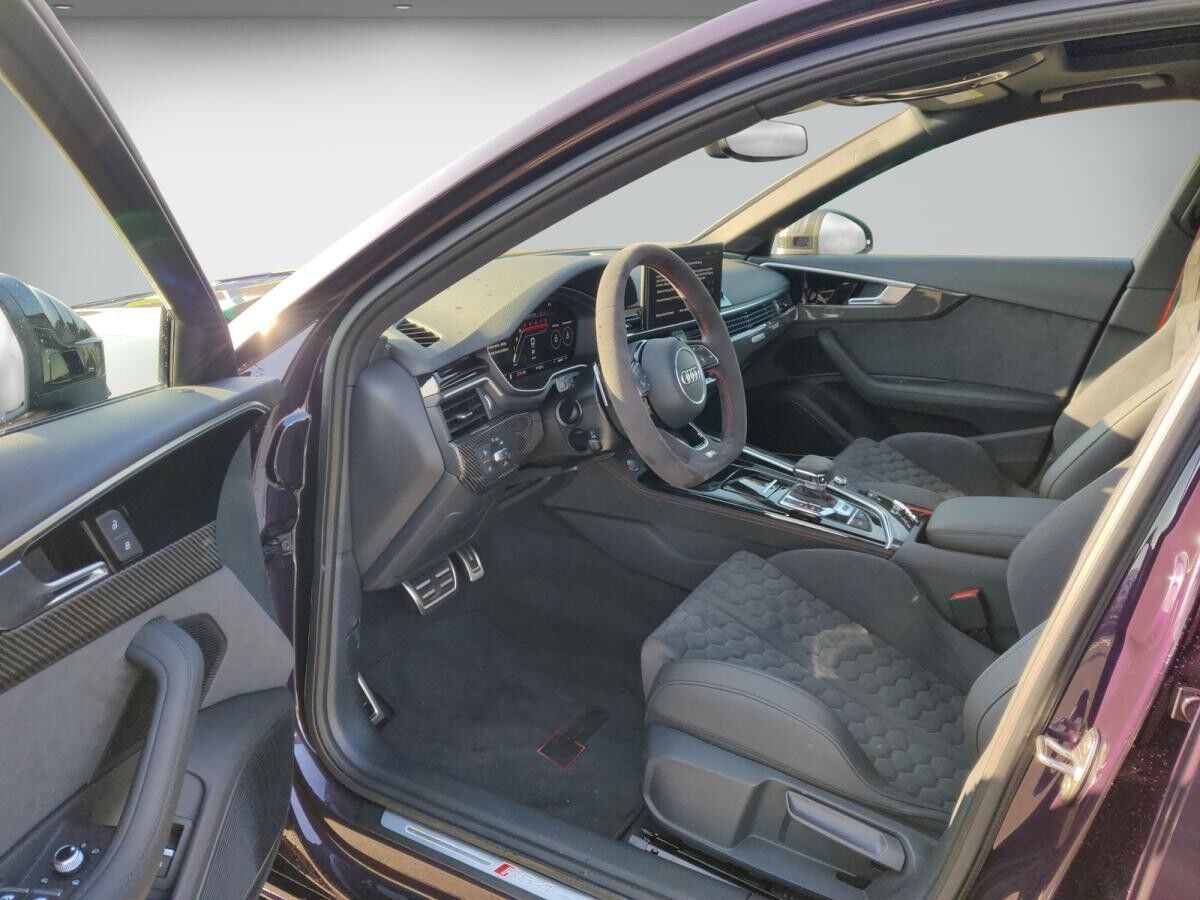 Audi RS4 Avant CompetitionPlus Schalensitz CARBON Pano b+O