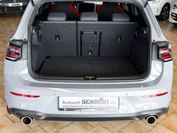 Volkswagen Golf VIII 2,0 TSI DSG GTI Black Style Matrix ACC Navi R-Kamera