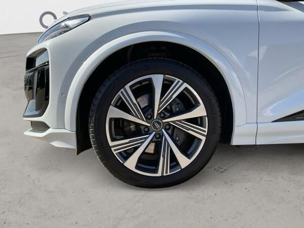 Audi SQ6 e-tron HUD 360 Pano B&O Matrix Massage Nappa mit AHK