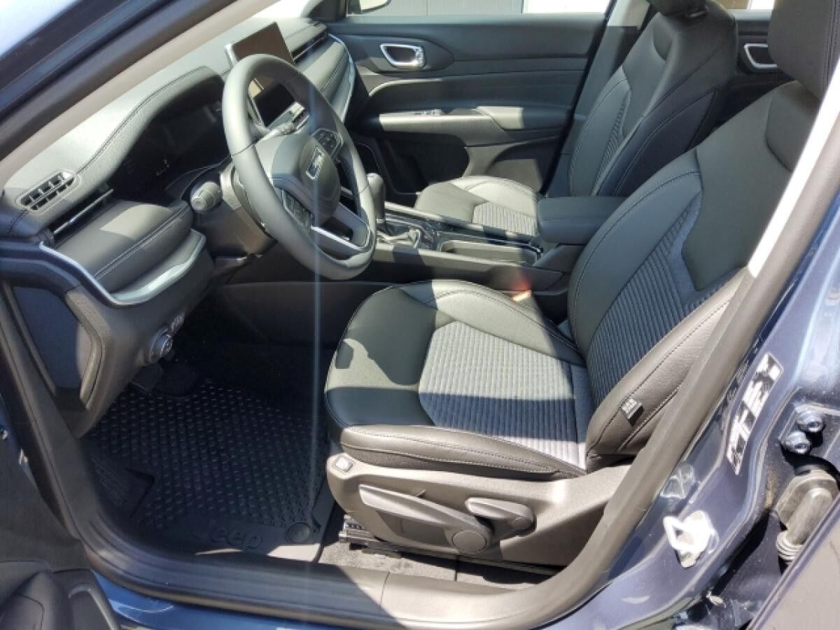 Jeep Compass Gewerbespecial Altitude VOLL! Allwetter, Navi, Kamera