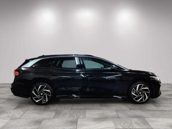 Volkswagen ID.7 Tourer Pro h/AHK/Matrix/Wärmepu/02.30Garantie