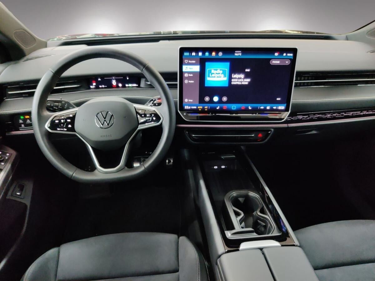 Volkswagen ID.7 Tourer Pro h/AHK/Matrix/Wärmepu/02.30Garantie