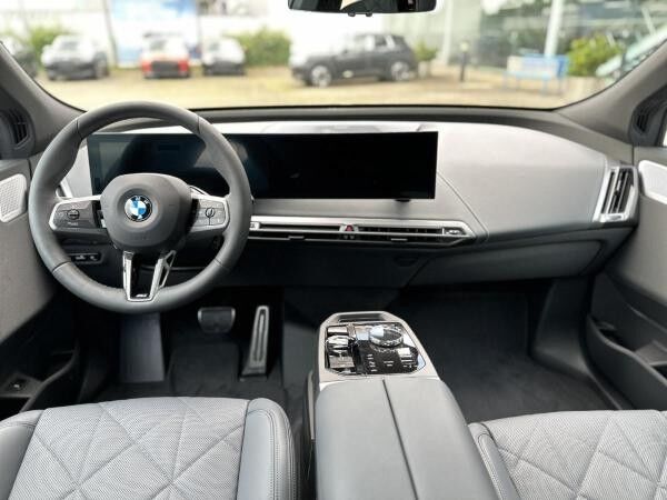 BMW ix xDrive60 M Sportpaket B&W Surround DAB LED
