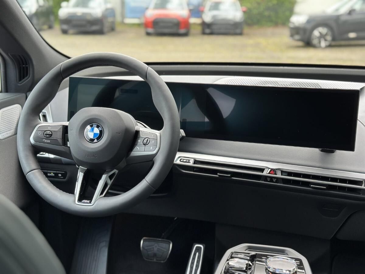BMW ix xDrive60 M Sportpaket B&W Surround DAB LED