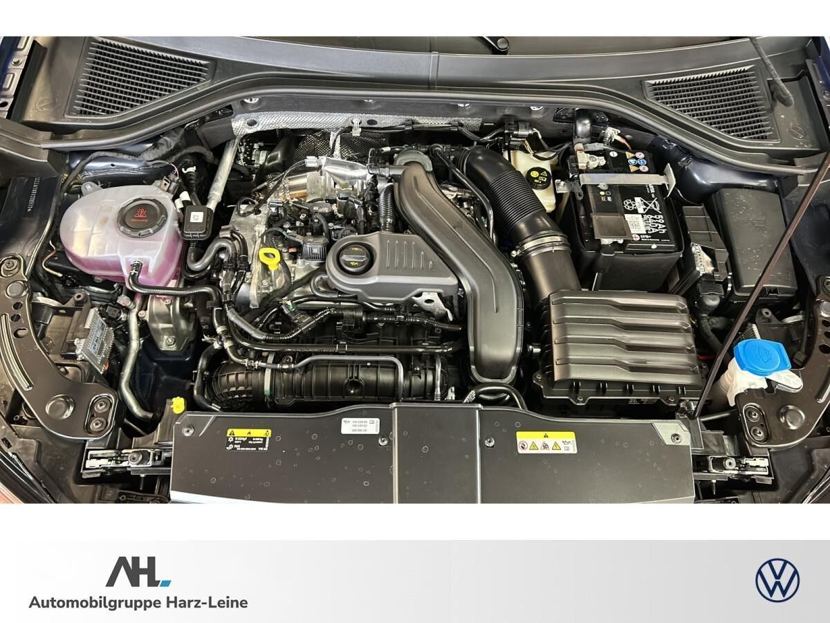 Volkswagen T-Roc R-Line 1.5 l TSI DSG *BLACK*NAVI*RFK*IQ.LIGHT*