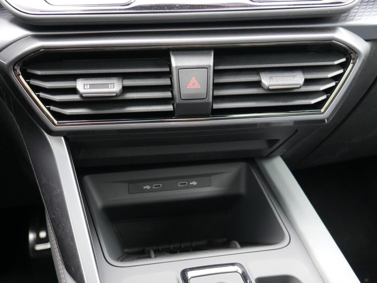 Cupra Leon VZ Extreme 2.0 TSI - DCC KAMERA ACC LED PANO *SN210*